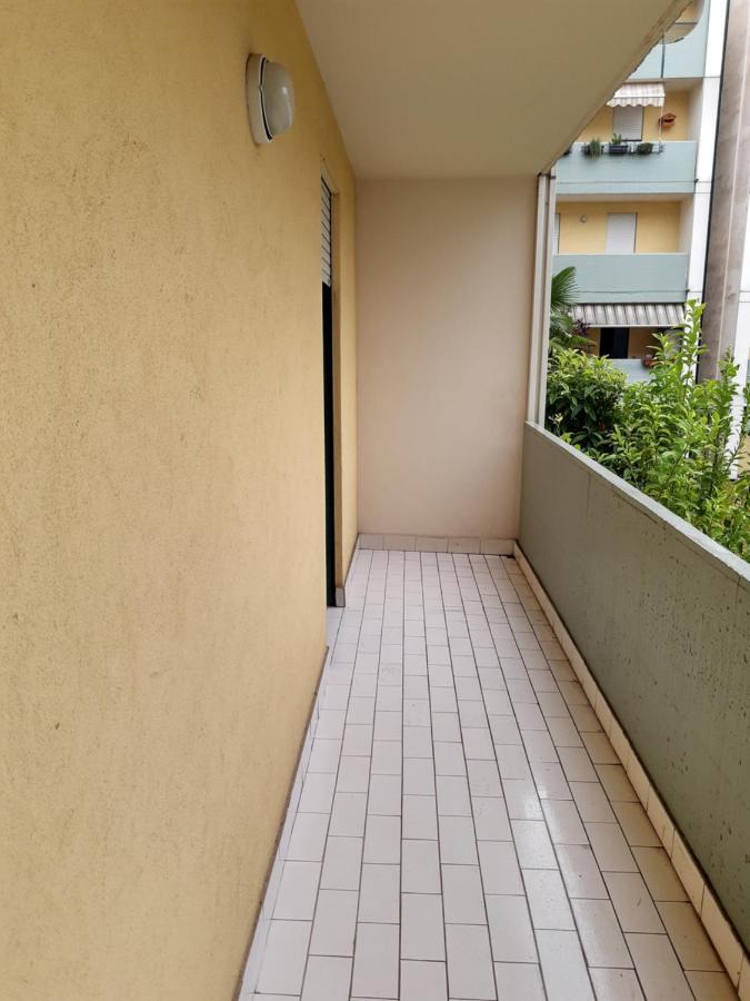 Riva Walk To Lake Exterior foto
